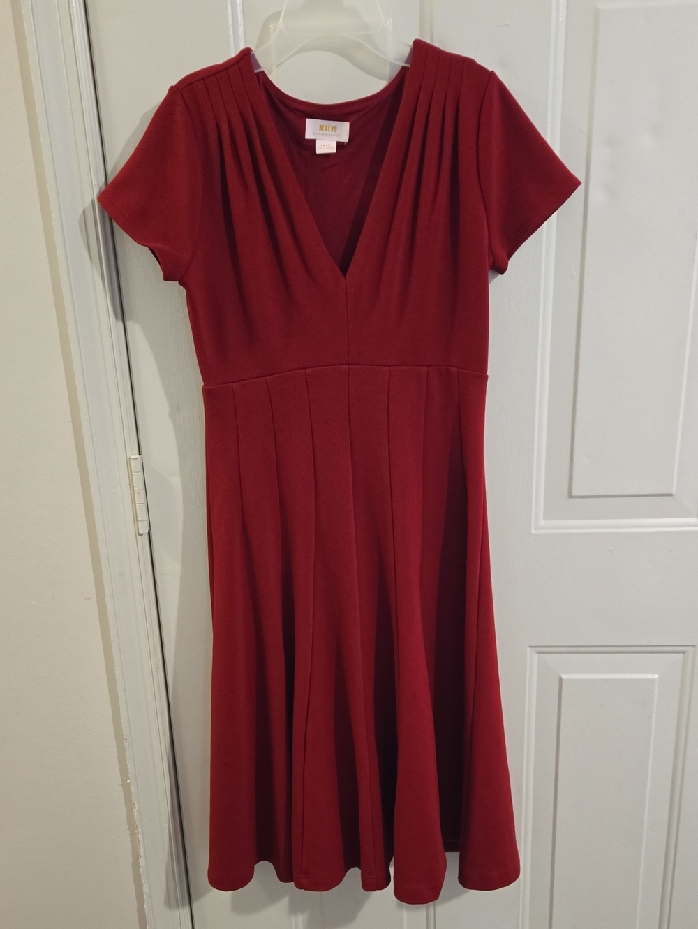 Maeve Anthropologie Red V-Neck Pleated Fit and Flare Dress S Lined Empire Waist